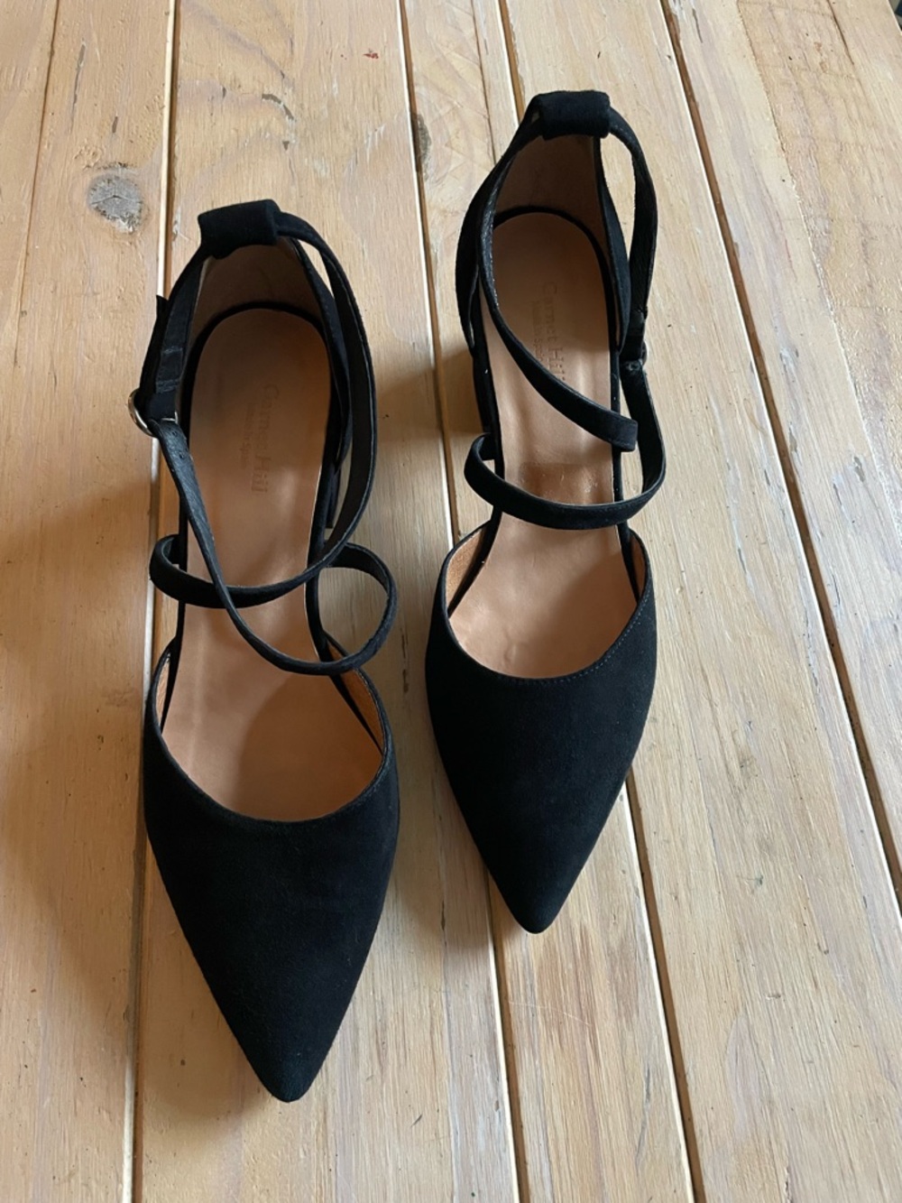 GARNET HILLl Black Suede Pointed-Toe Strappy Heels